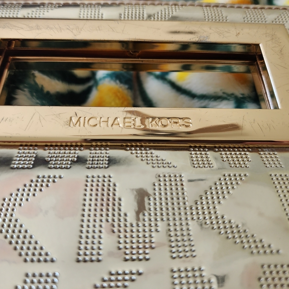 Michael‎ Kors Berkley Clutch, gold metallic monogram, clutch - Picture 11 of 11